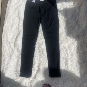 Levi’s 711 Black Skinny Jeans